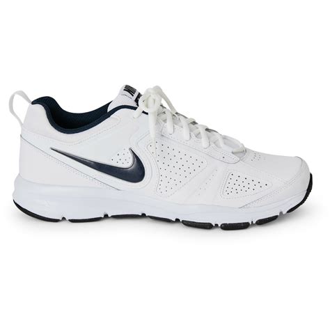 nike trainers size 7 men.